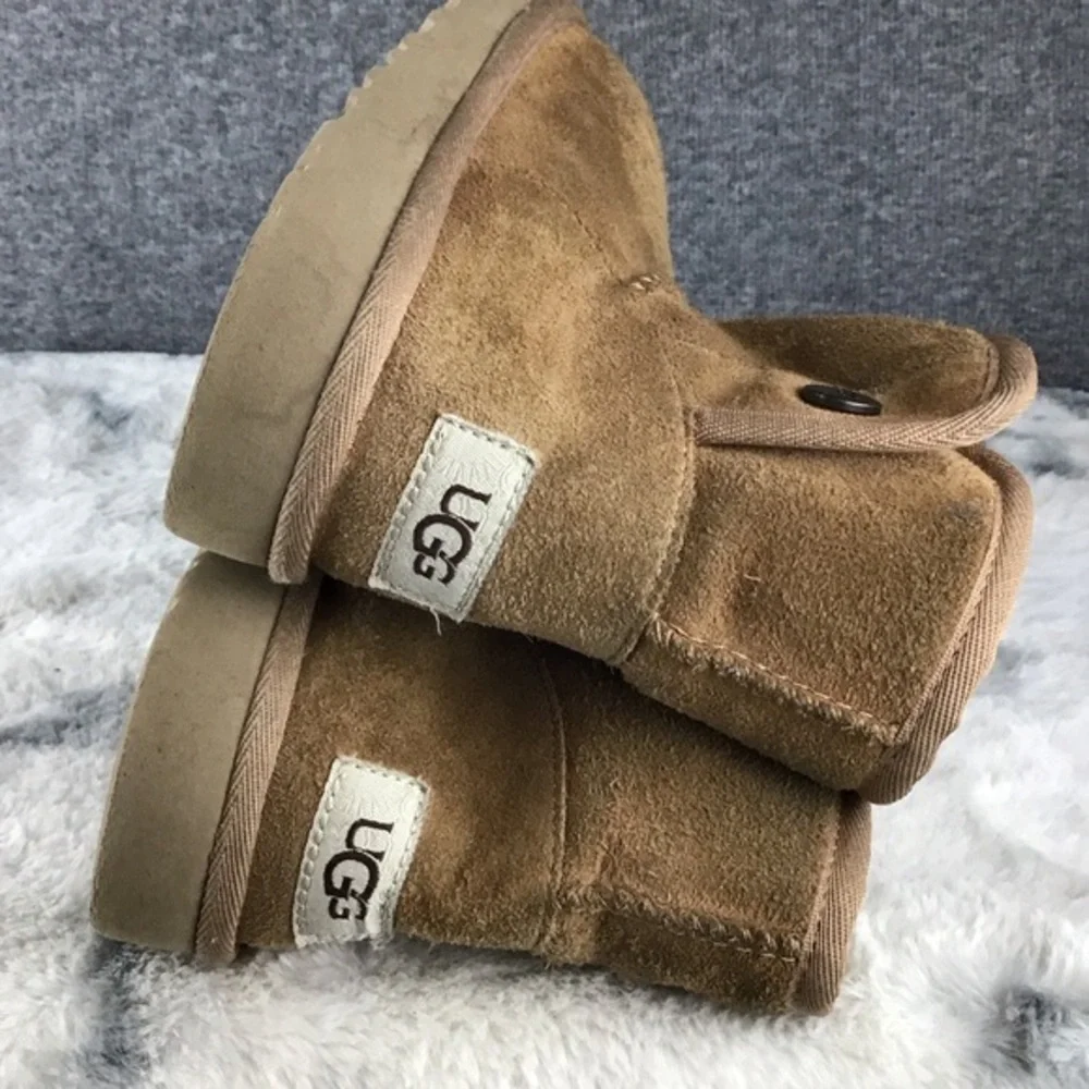UGG soft suede